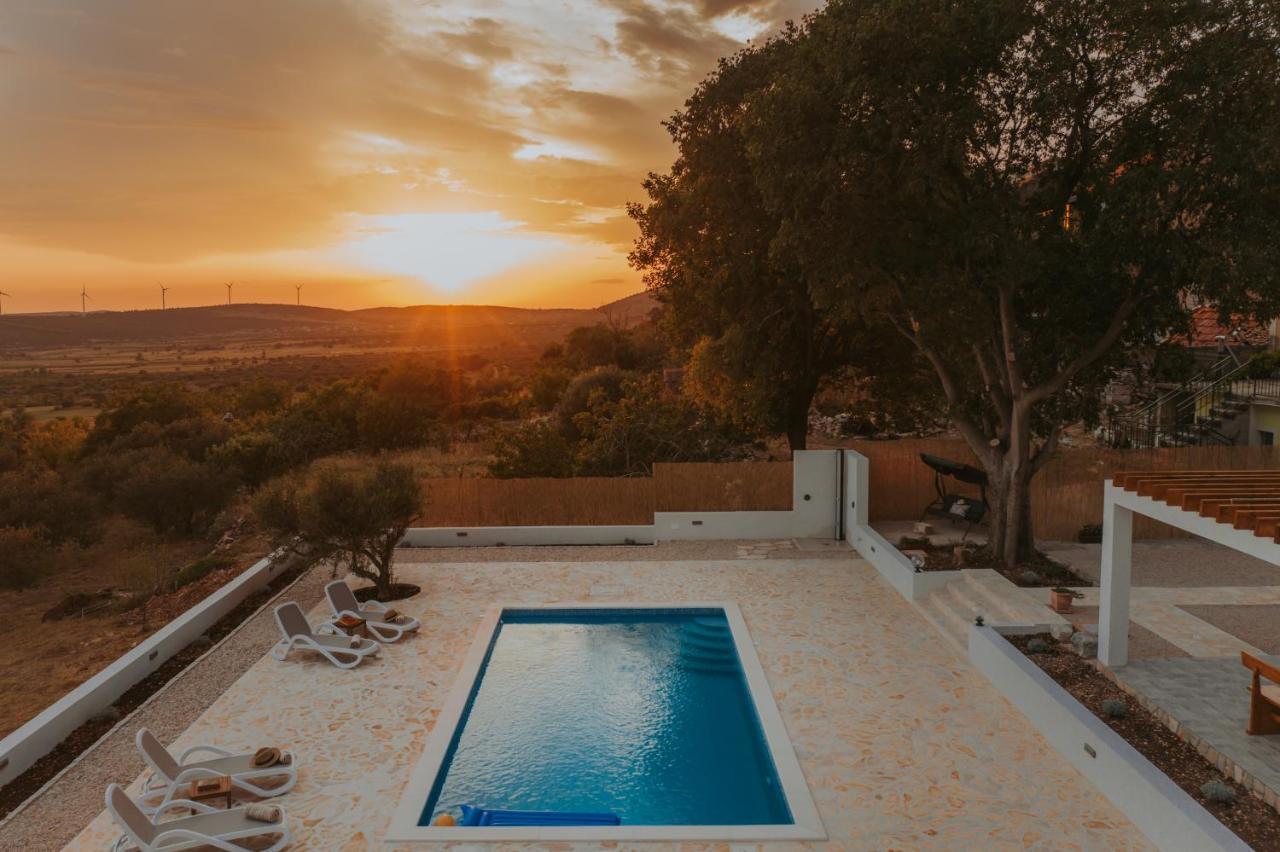 Villa Vuki Σίμπενικ Εξωτερικό φωτογραφία