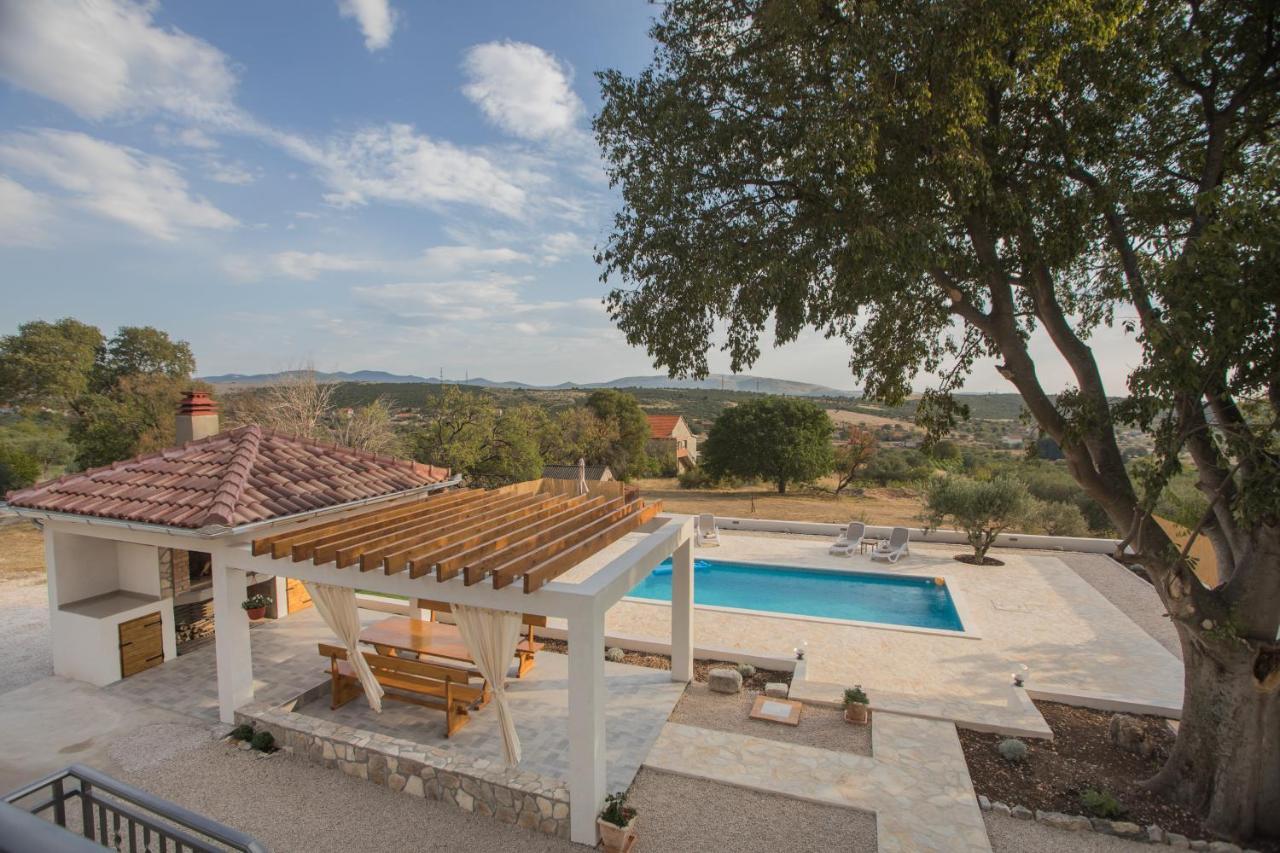 Villa Vuki Σίμπενικ Εξωτερικό φωτογραφία