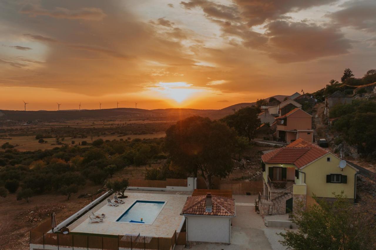 Villa Vuki Σίμπενικ Εξωτερικό φωτογραφία
